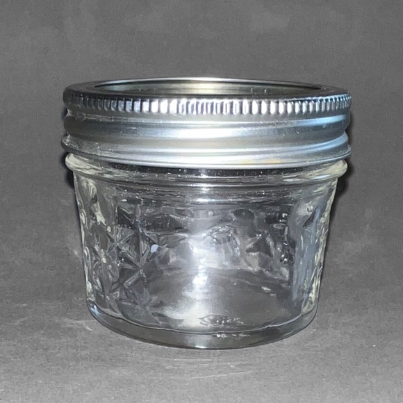Ball 12 Jelly Jars - Picture 8 of 13